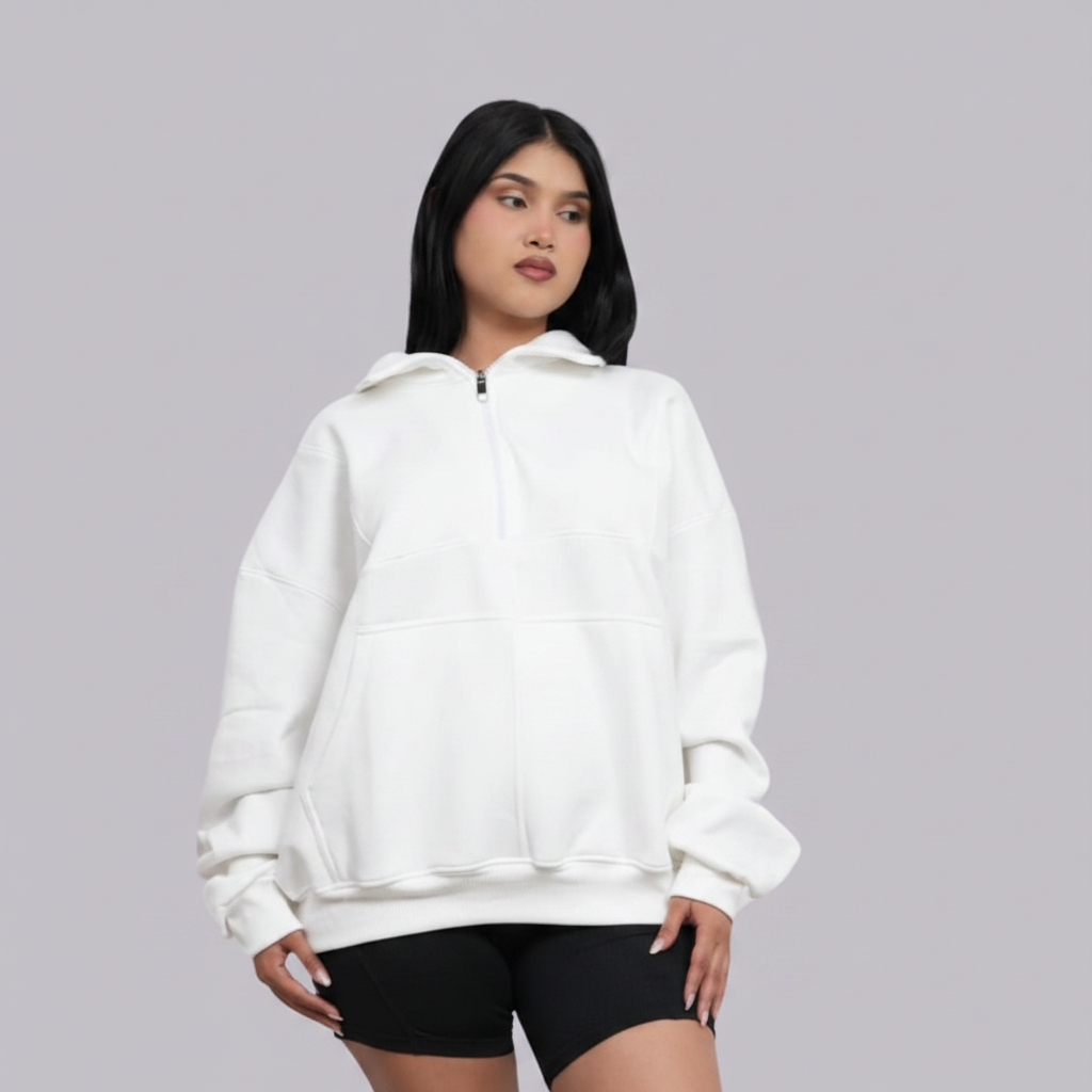 Polerón Oversize Blanco — Primer Plano Centrado
